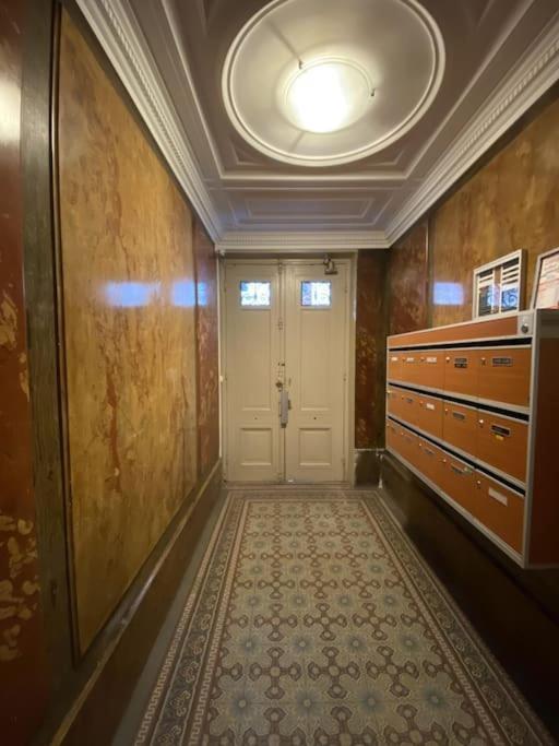 Charming Flat In Montmartre - Imhost Apartment Paris Bagian luar foto